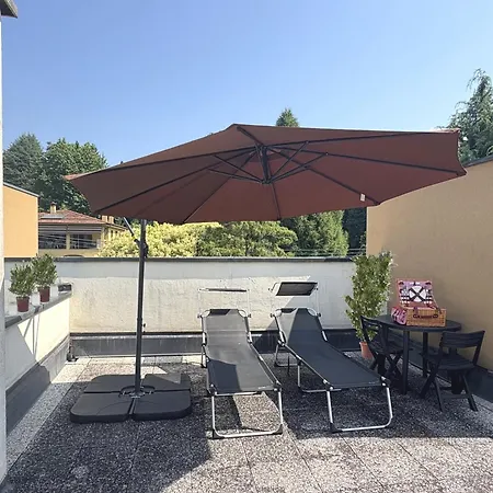 度假居 Cool Flat - Private Parking & Rooftop Terrace 贝拉焦