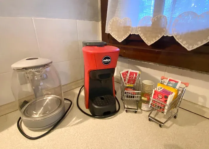 Дом отдыха Cool Flat - Private Parking & Rooftop Terrace Белладжо