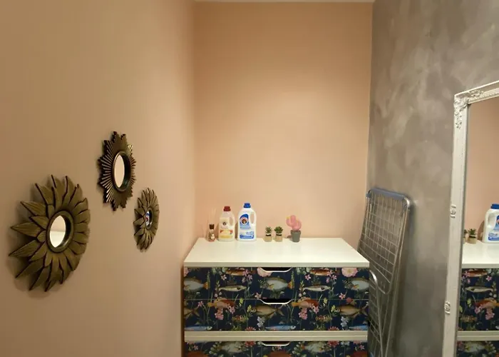 Cool Flat - Private Parking & Rooftop Terrace *