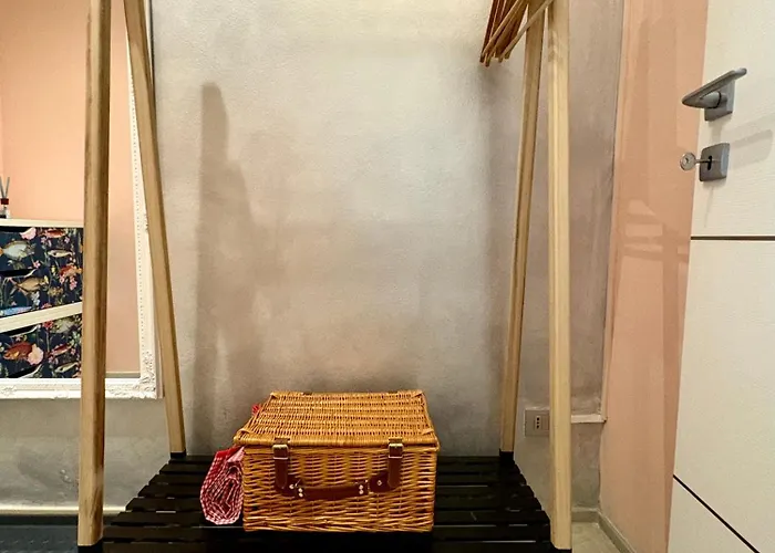 Дом отдыха Cool Flat - Private Parking & Rooftop Terrace