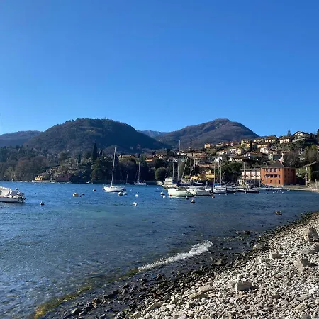 Cool Flat - Private Parking & Rooftop Terrace